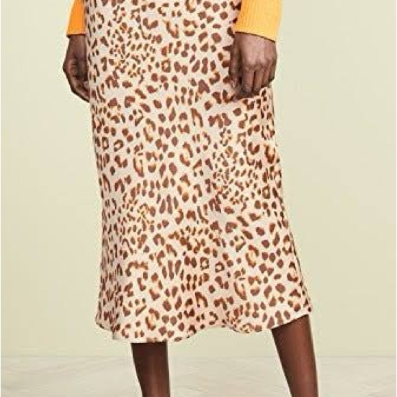 Free People Dresses & Skirts - Free People Leopard Print Midi Skirt